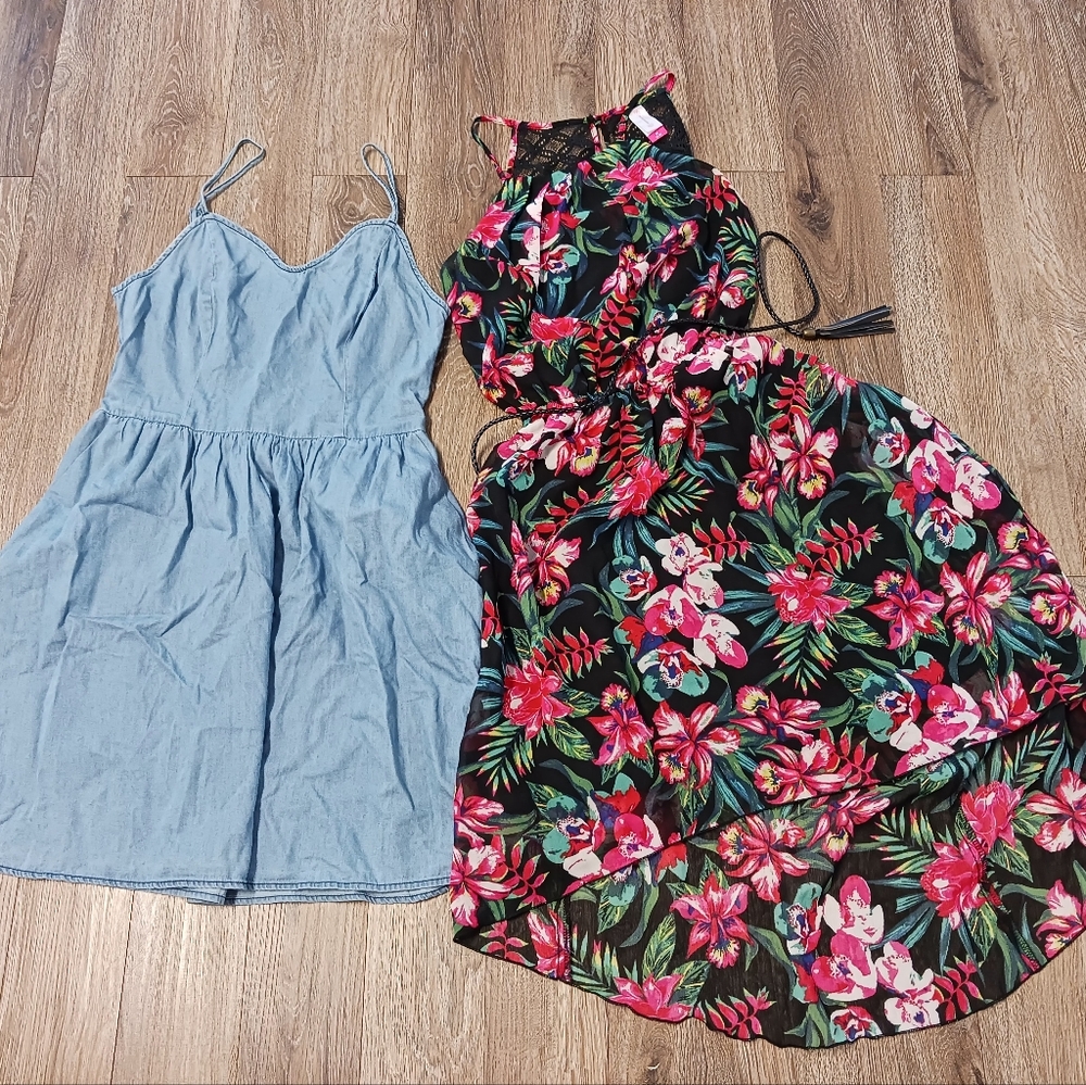 Juniors Bundle Lot of Dresses Size Medium 7-9